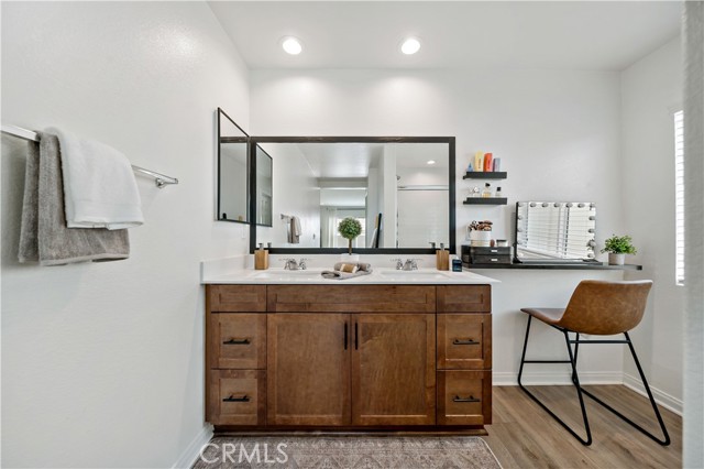 29101 Long Horn Lane, Winchester CA: https://media.crmls.org/medias/33762860-771b-4fd5-bc2f-2f438cccf077.jpg
