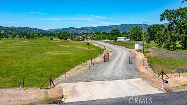 Detail Gallery Image 21 of 71 For 12285 High Valley Rd, Clearlake Oaks,  CA 95423 - 4 Beds | 3 Baths