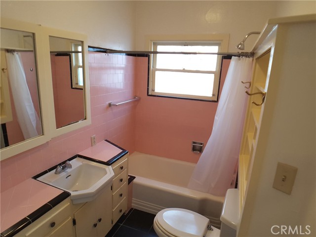 Detail Gallery Image 9 of 22 For 330 W 4th St, Chico,  CA 95928 - – Beds | – Baths