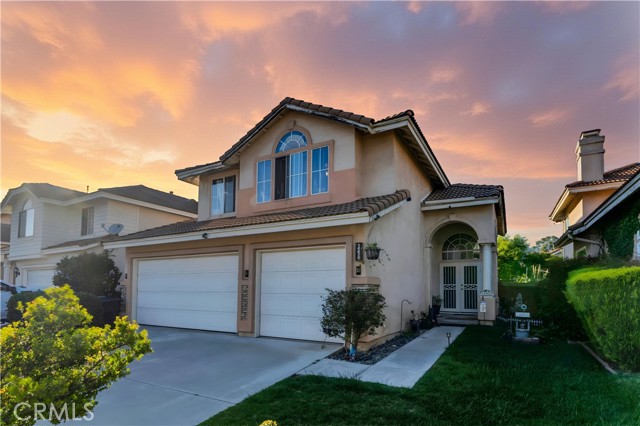 Detail Gallery Image 2 of 17 For 14028 Yorktown Ct, Fontana,  CA 92336 - 4 Beds | 3 Baths