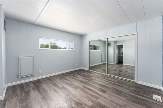 19146 Hinton Street, Hesperia CA: https://media.crmls.org/medias/3378c72a-aab1-4ade-92fb-c187930f6165.jpg