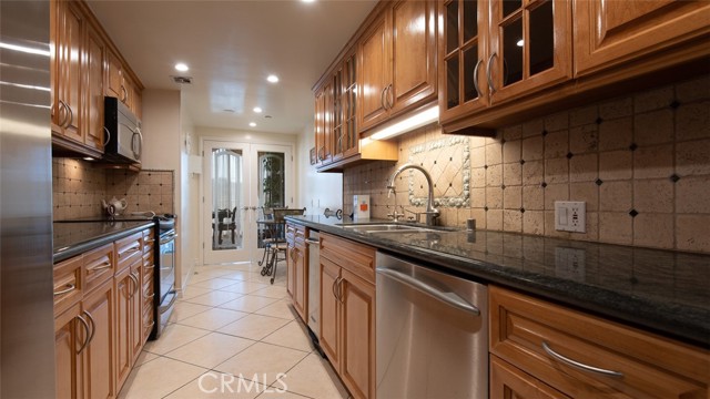 1155 North Brand Boulevard, 1101 photo 23