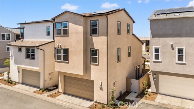 Detail Gallery Image 34 of 39 For 410 Lobata, Irvine,  CA 92618 - 4 Beds | 3/1 Baths
