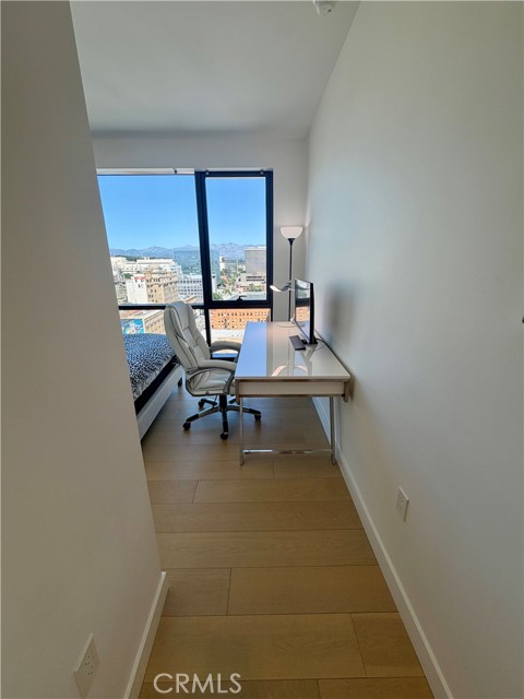 Detail Gallery Image 6 of 40 For 400 S Broadway #1703,  Los Angeles,  CA 90013 - 2 Beds | 2 Baths