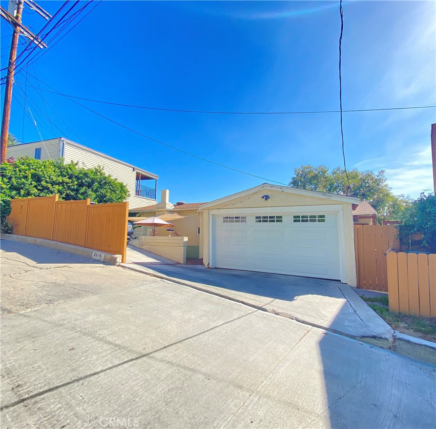 2366 Lyric Avenue Los Feliz, California This beautiful Tri Level home sits in the desirable Franklin Hills where its shows a spectacular view of Los Feliz. This home also features all the upgrades installed in 2016-2017 such as hard wood floors, high quality berber carpet, granite counter tops, windows, central A/C, and many more. New Roof and plumbing were installed 2019-2020. The kitchen was also fully upgraded which boasts its hardwood floors and stainless steel appliances. It also has a guest room on the bottom floor with its own permited full bathroom and its own entry which also can be used as a rental for additional income. THERE ARE TWO SETS OF PICTURES POSTED IN THIS LISTING: "A" SET PICTURES WERE TAKEN BEFORE TENANT MOVED IN. "B" SET PICTURES ARE ACTUAL CURRENT PICTURES WITH TENANT OCCUPYING THE HOME.