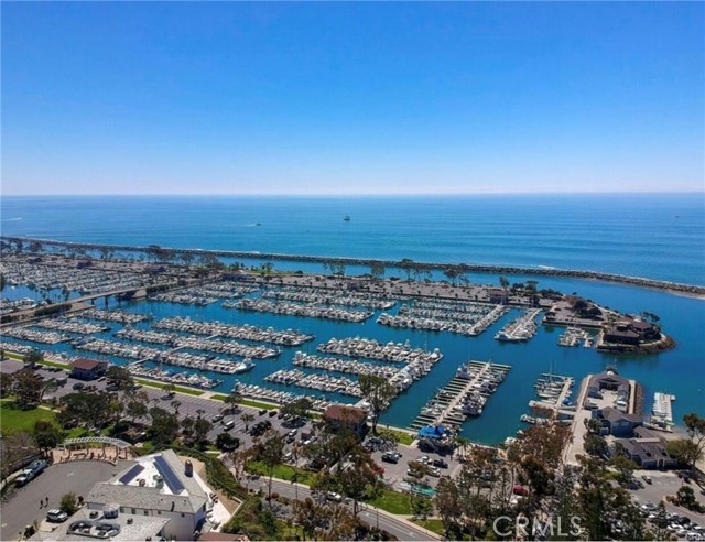 24433 Santa Clara Avenue, Dana Point CA: https://media.crmls.org/medias/337a4441-171d-4267-aeae-9315036a74a4.jpg