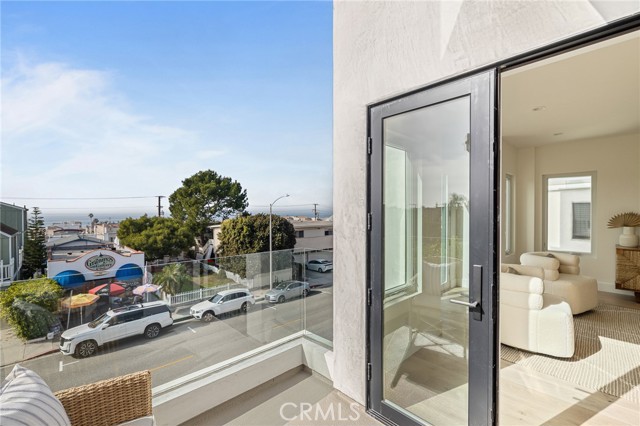 632 Monterey Blvd, Hermosa Beach, California 90254, 4 Bedrooms Bedrooms, ,4 BathroomsBathrooms,Residential,Sold,Monterey Blvd,SB24010716