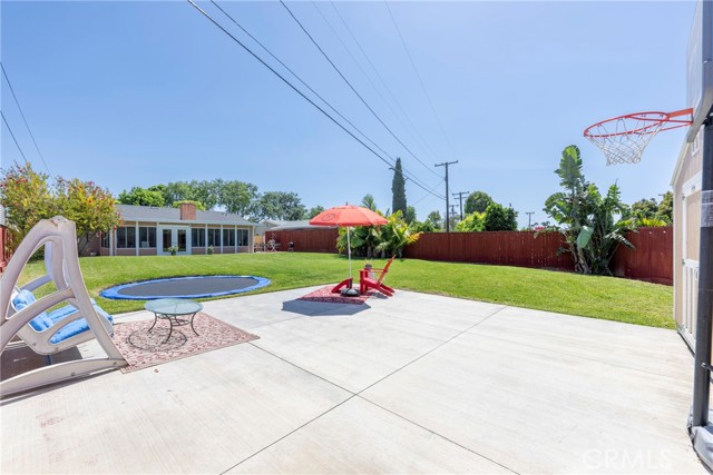 Image 58 of 63 For 1519 Victoria