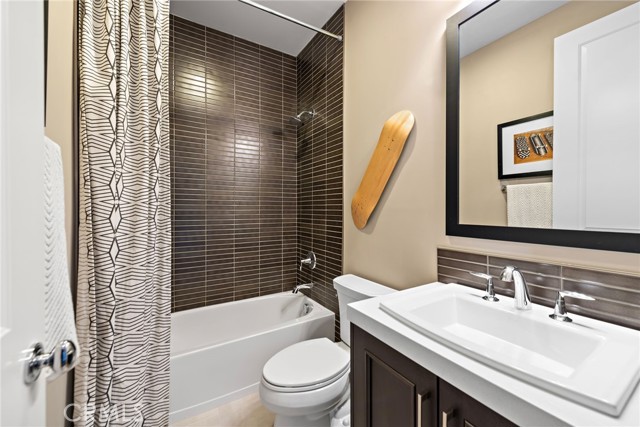 Detail Gallery Image 41 of 52 For 50 Cooper, Lake Forest,  CA 92630 - 5 Beds | 5/1 Baths