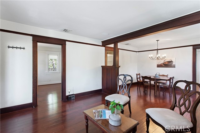 Detail Gallery Image 9 of 59 For 290 W 12th Street, Claremont,  CA 91711 - 3 Beds | 2 Baths