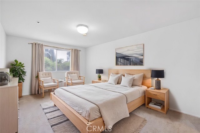 Detail Gallery Image 3 of 21 For 4501 Cedros Ave #243,  Sherman Oaks,  CA 91403 - 2 Beds | 2 Baths