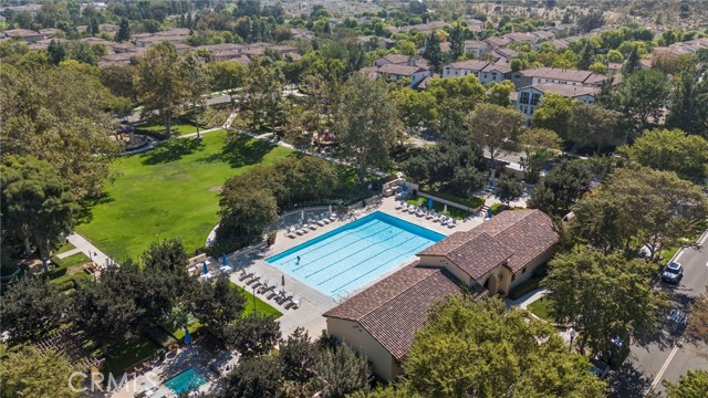 Detail Gallery Image 32 of 43 For 235 Dewdrop, Irvine,  CA 92603 - 2 Beds | 2/1 Baths