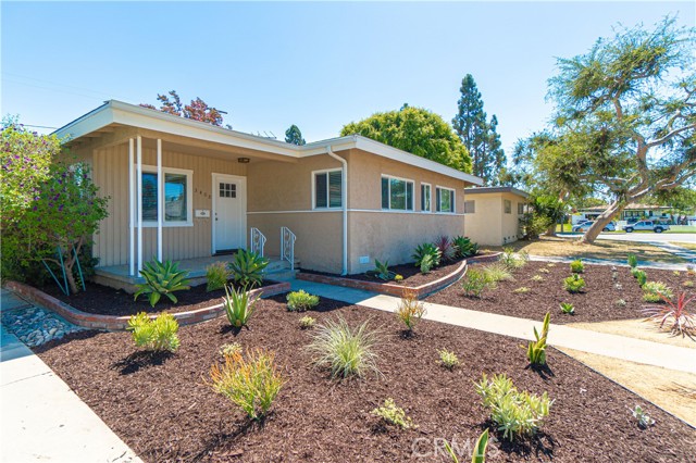 Detail Gallery Image 1 of 28 For 3408 Mcnab Ave, Long Beach,  CA 90808 - 3 Beds | 1/1 Baths