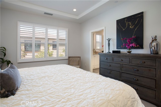 Detail Gallery Image 8 of 16 For 231 Rodeo, Irvine,  CA 92602 - 3 Beds | 2/1 Baths