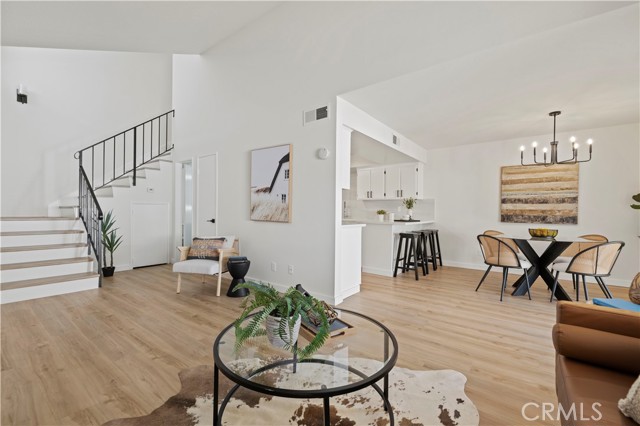 25273 Avenida Dorena, Newhall CA: https://media.crmls.org/medias/337e462b-aa82-43cc-8022-fc47cc3a0a03.jpg