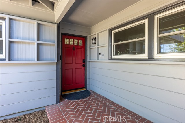 2054 Pattiz Avenue, Long Beach CA: https://media.crmls.org/medias/337e9a26-7726-4fa4-8a7b-6bbb5bd72597.jpg