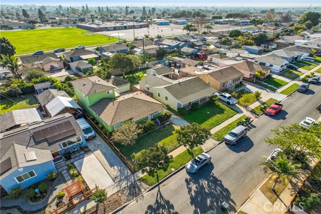 Detail Gallery Image 3 of 36 For 2202 W 153rd St, Compton,  CA 90220 - 4 Beds | 2/1 Baths