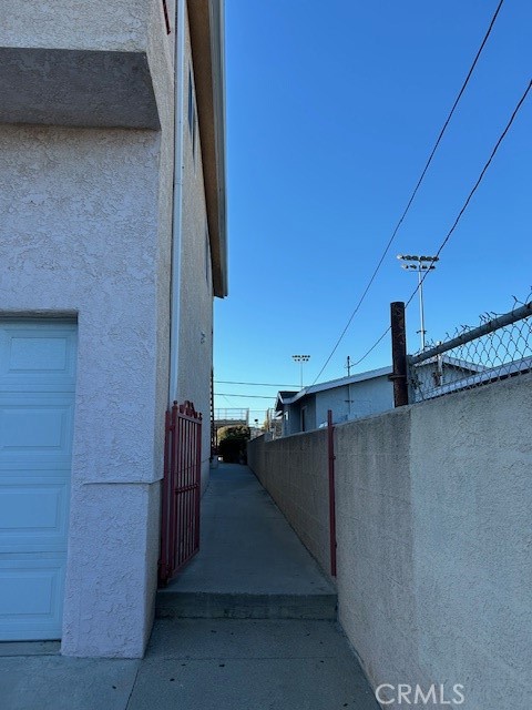 835 W 13th Street, San Pedro CA: https://media.crmls.org/medias/337ed71b-47c7-4bff-b5dd-2a7730f43081.jpg