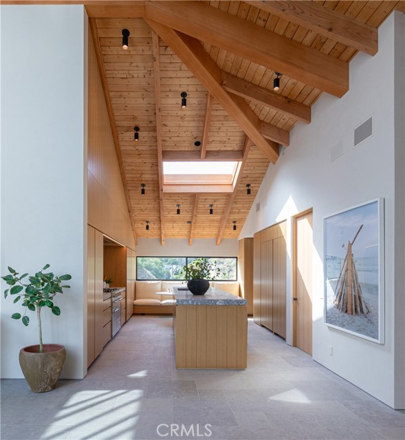 Detail Gallery Image 3 of 46 For 5941 Trancas Canyon Rd, Malibu,  CA 90265 - 7 Beds | 7/2 Baths