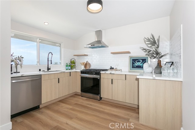 Detail Gallery Image 17 of 61 For 2145 Mcrae Dr, San Pedro,  CA 90732 - 3 Beds | 3/1 Baths