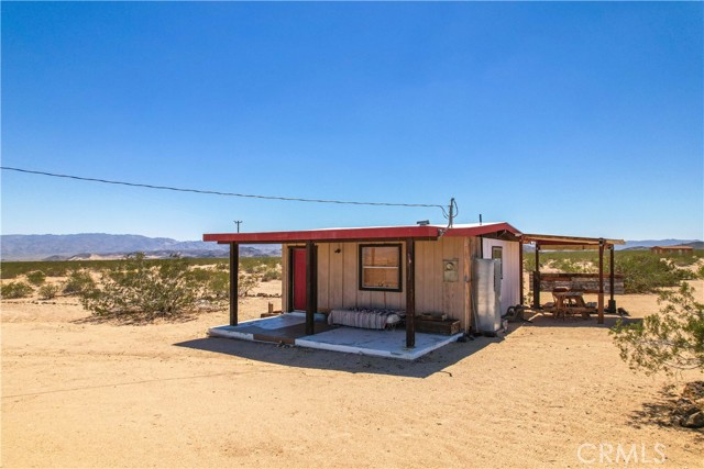 Detail Gallery Image 5 of 52 For 66488 Pole Line Rd, Joshua Tree,  CA 92252 - 0 Beds | 1 Baths