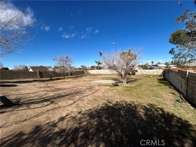 Detail Gallery Image 31 of 34 For 12734 Laurel Oak, Victorville,  CA 92392 - 3 Beds | 2 Baths