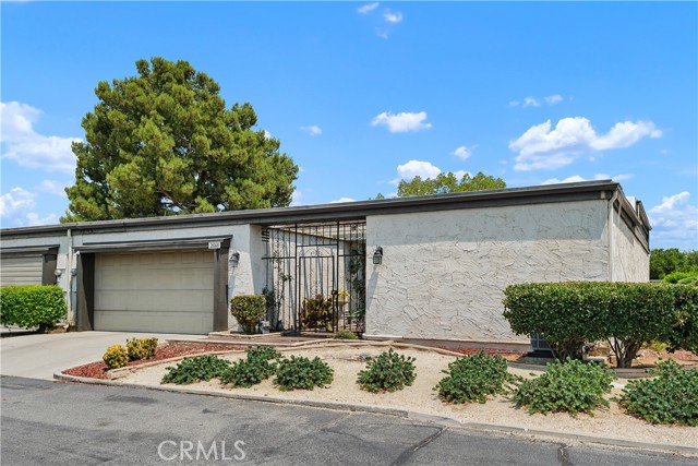 26168 Birkdale Road, Menifee CA: https://media.crmls.org/medias/33838d78-89f9-45b5-9046-e03ef69a95b6.jpg