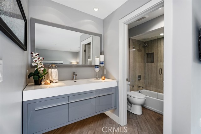 18751 Via San Marco, Irvine CA: https://media.crmls.org/medias/3383d6d7-4f7e-410e-a079-208cc6c2ab02.jpg