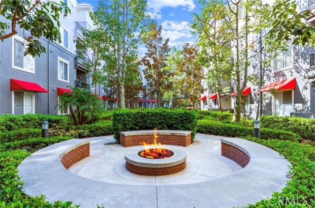 Detail Gallery Image 16 of 22 For 1801 E Katella #3027,  Anaheim,  CA 92805 - 2 Beds | 2 Baths