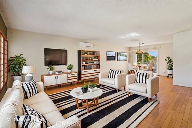 Detail Gallery Image 17 of 44 For 2305 Silver Ridge Ave, Los Angeles,  CA 90039 - 6 Beds | 6 Baths