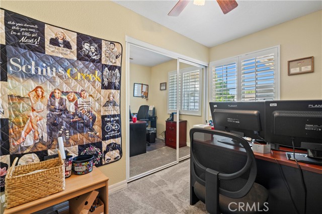 28642 Apricot Place, Saugus CA: https://media.crmls.org/medias/33845e91-6eb3-4386-a12b-601df1a30299.jpg