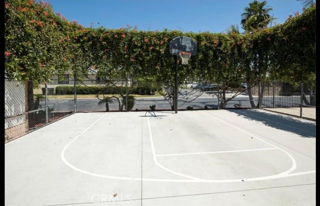 5815 E La Palma Avenue, Anaheim CA: https://media.crmls.org/medias/33846c9d-0c69-48a9-add3-9bcf735e6e10.jpg