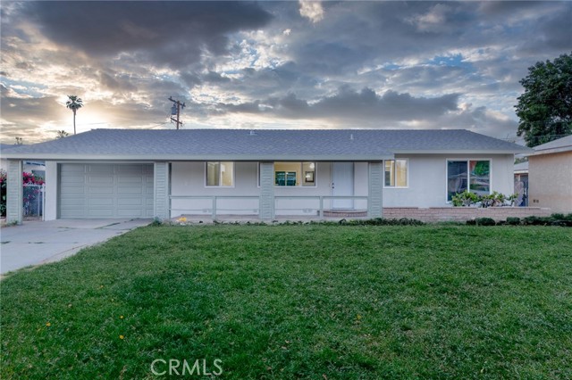 Detail Gallery Image 1 of 1 For 40390 Revere Ave, Hemet,  CA 92544 - 2 Beds | 2 Baths