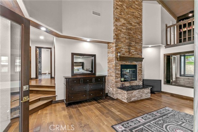 3225 Yardley Place, Simi Valley CA: https://media.crmls.org/medias/33852e13-a12d-4695-9b87-39a1ceccbd5a.jpg