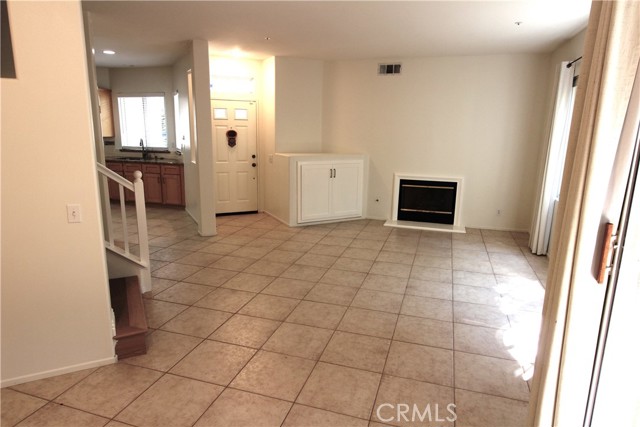 Detail Gallery Image 12 of 55 For 145 Islington, Irvine,  CA 92620 - 3 Beds | 2/1 Baths