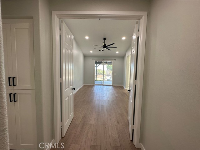 Detail Gallery Image 14 of 22 For 3921 Sungate Dr, Palmdale,  CA 93551 - 3 Beds | 2 Baths