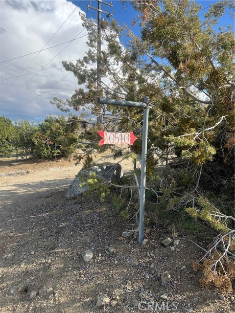 Detail Gallery Image 3 of 13 For 10510 Piute, Littlerock,  CA 93543 - – Beds | – Baths