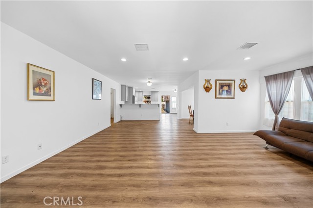 Detail Gallery Image 4 of 49 For 202 Mira Mar Ave, Long Beach,  CA 90803 - 4 Beds | 3 Baths