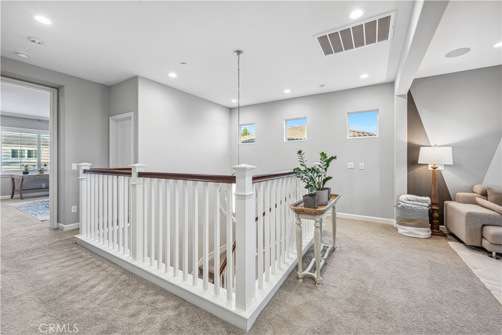 3387fa51 F0ab 425e Abb2 48cbdefc6b01