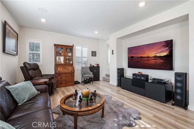 Detail Gallery Image 6 of 26 For 22321 Spanish Oak Ct, Torrance,  CA 90502 - 3 Beds | 2/2 Baths