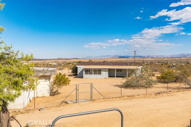 Detail Gallery Image 64 of 74 For 1090 Jemez Trl, Yucca Valley,  CA 92284 - 2 Beds | 2 Baths