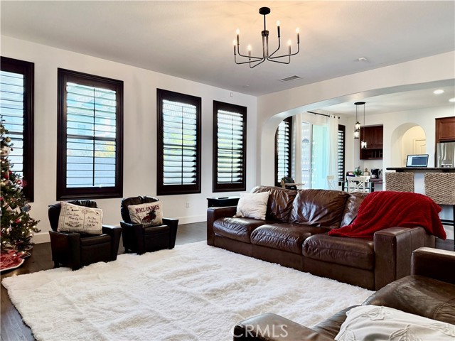 Detail Gallery Image 9 of 72 For 32102 Elk Grove Ct, Temecula,  CA 92592 - 4 Beds | 3/1 Baths