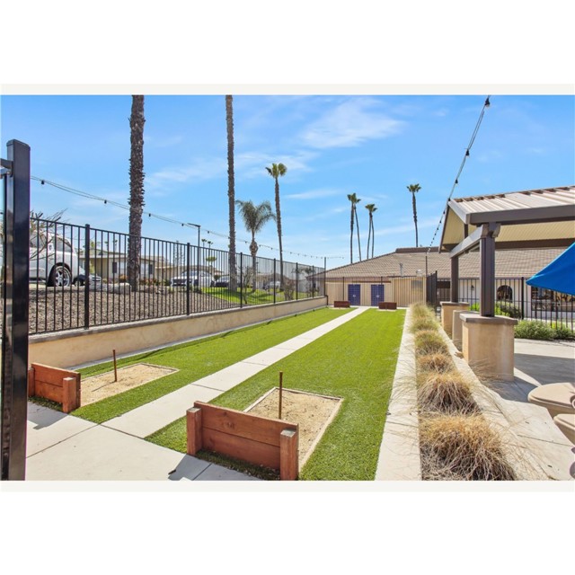 Detail Gallery Image 12 of 16 For 1536 S State St #149,  Hemet,  CA 92543 - 3 Beds | 2 Baths