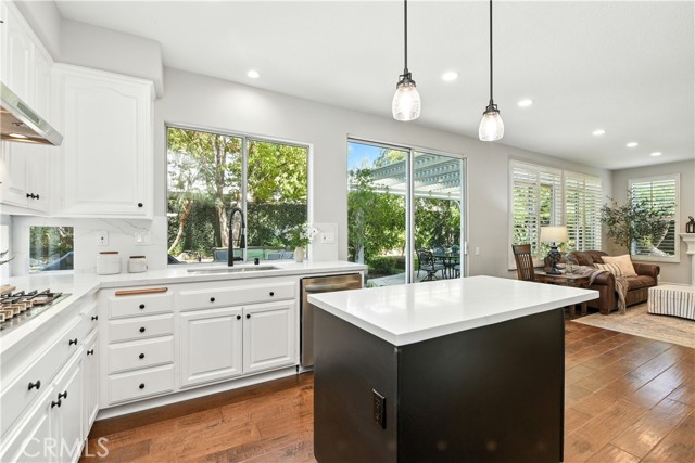 Detail Gallery Image 22 of 63 For 4304 Timberdale Rd, Moorpark,  CA 93021 - 4 Beds | 2/1 Baths