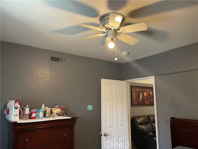 Detail Gallery Image 27 of 46 For 3860 Fox Tail Lane, Jurupa Valley,  CA 92509 - 4 Beds | 2/1 Baths