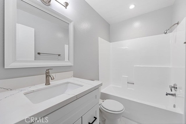 Detail Gallery Image 12 of 19 For 2422 E 11th St, Long Beach,  CA 90804 - – Beds | – Baths