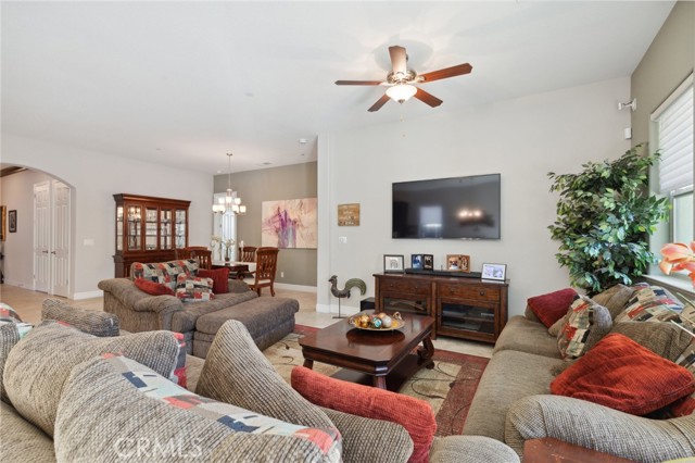 Detail Gallery Image 20 of 40 For 1877 E Bella Rosa Ave, Clovis,  CA 93730 - 3 Beds | 2/1 Baths