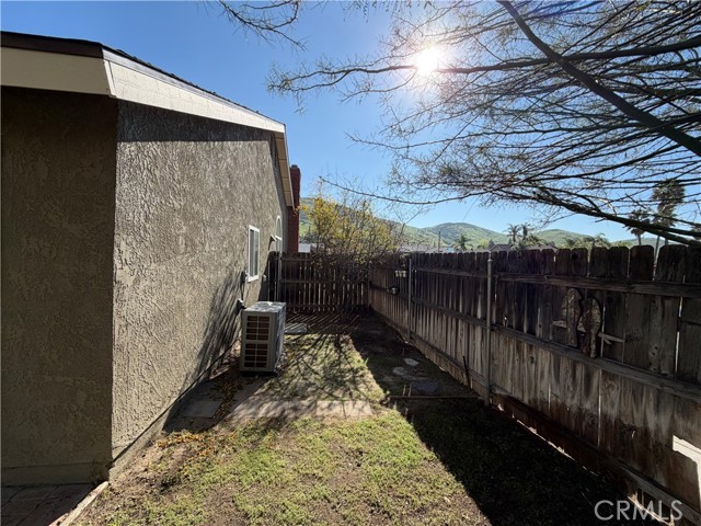 Detail Gallery Image 26 of 34 For 14412 Mountain High, Fontana,  CA 92337 - 3 Beds | 2 Baths