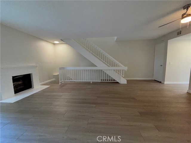 Detail Gallery Image 7 of 26 For 5250 Colodny Dr #19,  Agoura Hills,  CA 91301 - 2 Beds | 2/1 Baths