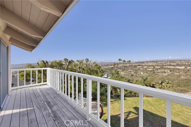 405 Avenida Salvador, San Clemente CA: https://media.crmls.org/medias/338d5d94-d72e-41ed-8a2b-6f1707656bf2.jpg
